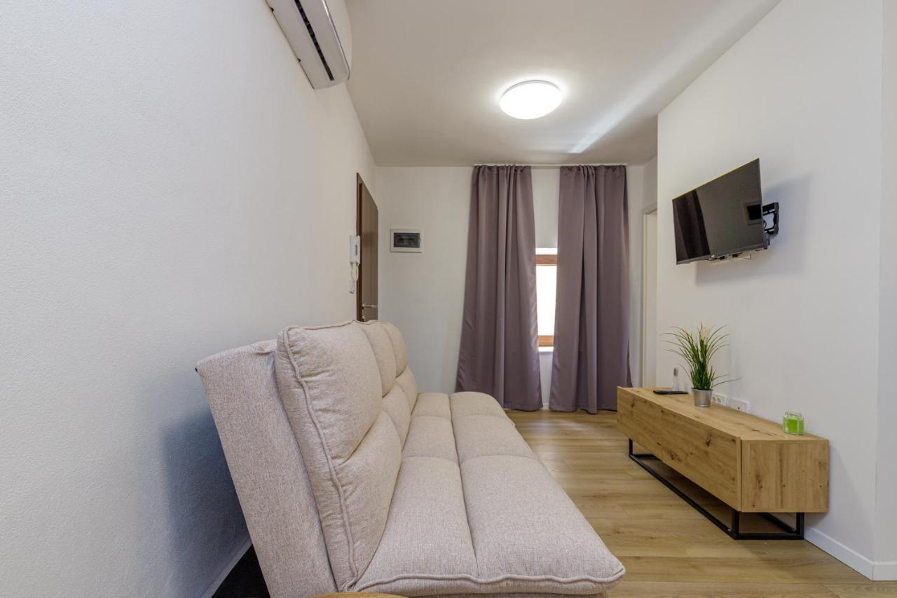 شقة House Aves 2 Kaštelir المظهر الخارجي الصورة