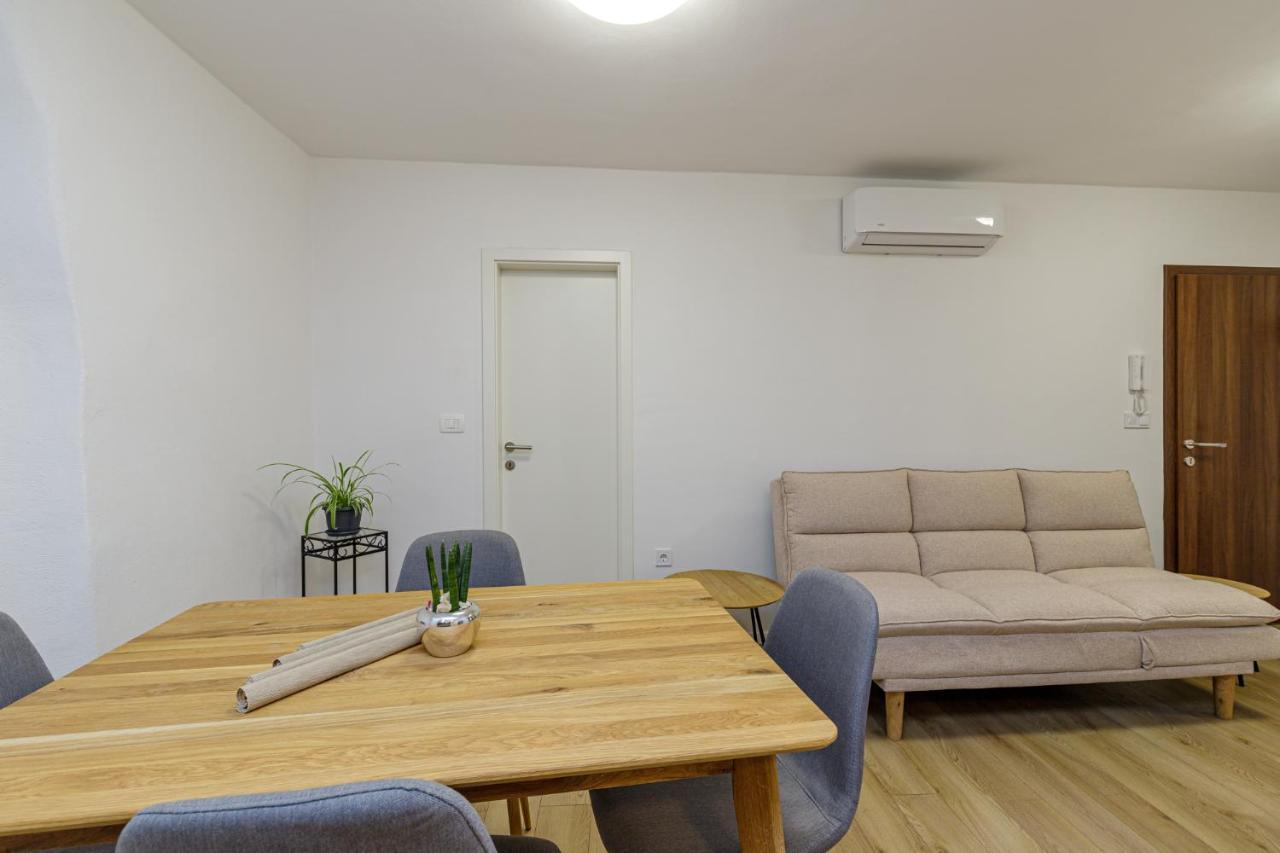 شقة House Aves 2 Kaštelir المظهر الخارجي الصورة